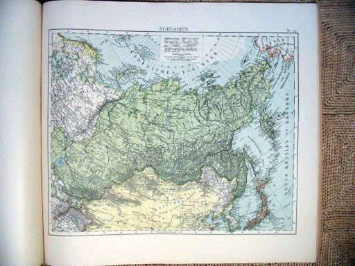 Universal-Atlas, Dr. A. Berg (ca.&nbsp;1906)
43. Noord-Azië / North Asia