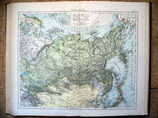 Universal-Atlas, Dr. A. Berg (ca.&nbsp;1906)
43. Noord-Azië / North Asia