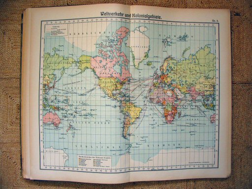 Hand-Atlas Otto Herkt (ca.&nbsp;1910)
3. Verkeer en koloniën / Communications, colonies