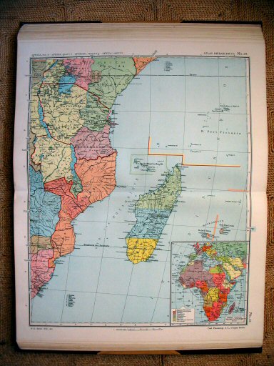 Atlas Hierarchicus 1913
23. Africa, fol. V
Afrika, blad V / Africa, sheet V