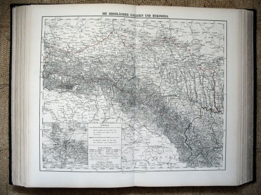 Sohr-Berghaus Hand-Atlas 1883 (100)
41. Die Kronländer Galizien und Bukowina