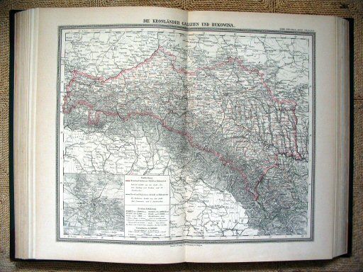 Sohr-Berghaus Hand-Atlas 1892 (100)
41. Galicië / Galicia