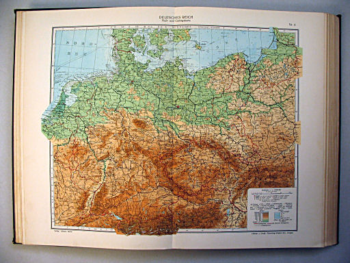 Ullsteins Weltatlas (1923)
4. Deutsches Reich (Fluß- und Gebirgskarte)
Duitsland (natuurkundig) / Germany (physical)