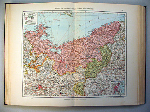 Ullsteins Weltatlas (1923)
7. Pommern und Grenzmark Posen-Westpreussen
Pommeren en Grensmark Posen-West-Pruisen
Pomerania and Border Province of Posen-West Prussia
