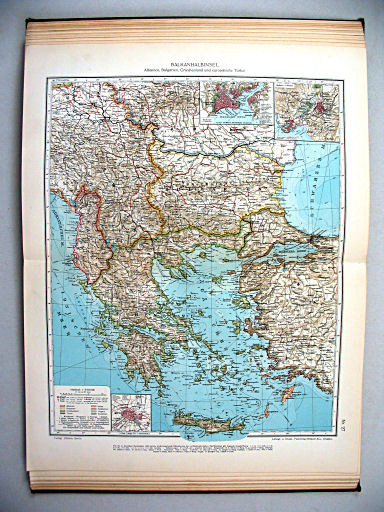 Ullsteins Weltatlas (1923)
27. Balkanhalbinsel (Albanien, Bulgarien, Griechenland und europäische Türkei)
Balkan-schiereiland (Albanië, Bulgarije, Griekenland en Europees Turkije)
Balkan Peninsula (Albania, Bulgaria, Greece and Turkey in Europe)