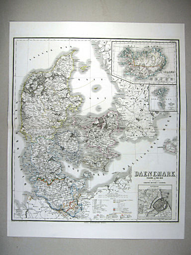 Hand-Atlas des Himmels und der Erde (1869)
45. Daenemark, Island, die Far-Oer und die Herzogthümer Schleswig, Holstein & Lauenburg