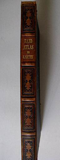 Hand-Atlas des Himmels und der Erde (1873)
Rug / Spine