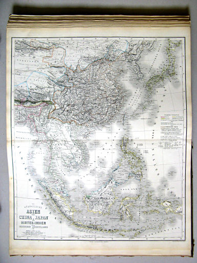 Hand-Atlas des Himmels und der Erde (1880)
54. Das südöstliche Asien oder China, Japan und Hinter-Indien mit dem indischen Archipelagus