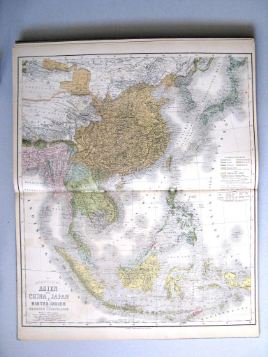 Hand-Atlas des Himmels und der Erde (1886)
54. Das südöstliche Asien oder China, Japan und Hinter-Indien mit dem indischen Archipelagus