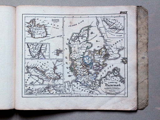 Heunisch, Neuer Hand-Atlas, ca. 1832
39. Karte von Daenemark mit seinen europaeischen Nebenländern und aussereuropaeischen Colonien
