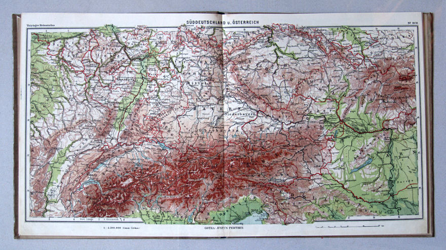 Haack, Thüringer Schulatlas, 1926
12/13. Süddeutschland und Österreich