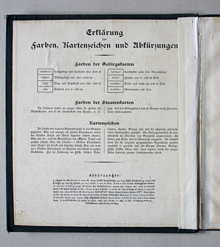 Lüddecke-Haack, Deutscher Schulatlas, 1926
Schutblad voorin met legenda / Front endpaper with key to map symbols
