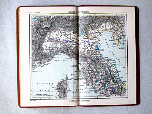 Perthes' Atlas antiquus (1895)
13. Italia superior