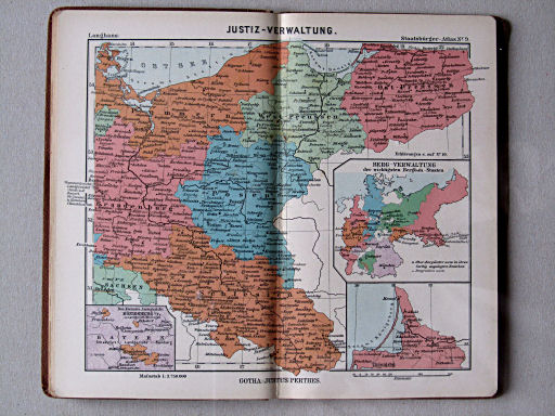 Perthes' Staatsbürger-Atlas (1904)
9. Justiz-Verwaltung (Osten)