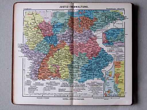 Perthes' Staatsbürger-Atlas (1904)
10. Justiz-Verwaltung (Süden)