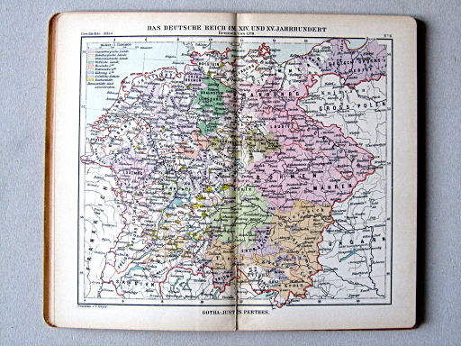 Justus Perthes' Geschichts-Atlas (1898)
6. Das Deutsche Reich im XIV. und XV. Jahrhundert. Grenzen von 1378