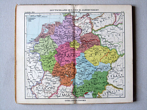 Justus Perthes Geschichtsatlas (1927/43?)
3. Deutschland im X. und XI. Jahrhundert. Grenzen von 950