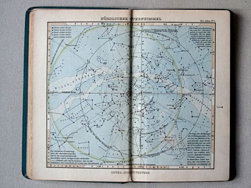 Justus Perthes' See-Atlas (1894)
1. Nördlicher Sternhimmel