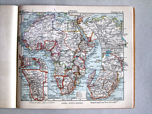 Kleiner Handatlas der ganzen Welt (ca. 1934)
16. Afrika