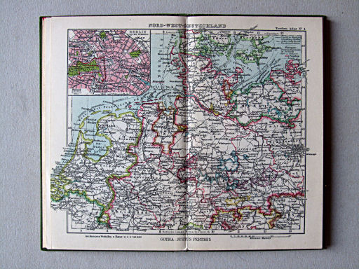 Perthes Taschenatlas der ganzen Welt (1936)
4. Nord-West-Deutschland