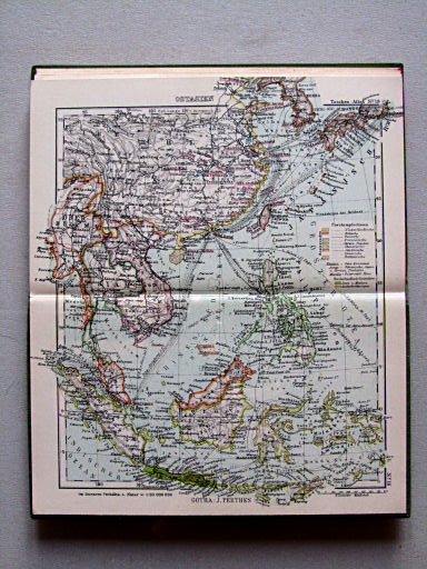 Perthes Taschenatlas der ganzen Welt (1936)
18. Ostasien