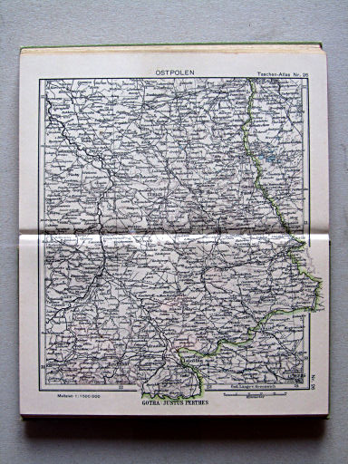 Perthes Taschenatlas der ganzen Welt (1940)
26. Ostpolen
