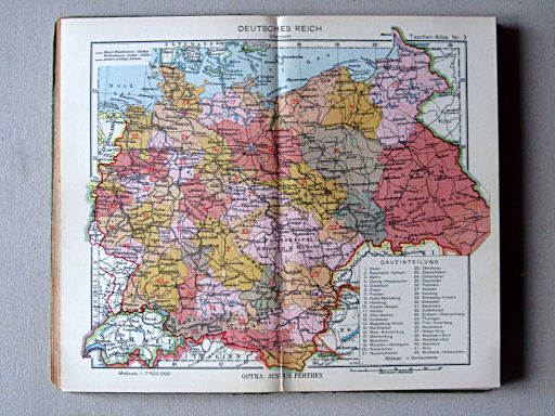 Perthes Taschenatlas der ganzen Welt (1942)
3. Deutsches Reich, Übersicht