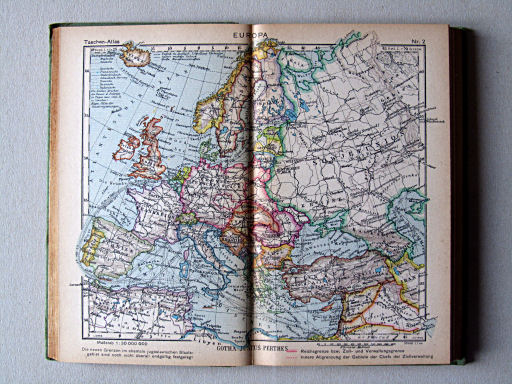 Perthes Taschenatlas der ganzen Welt (1944)
2. Europa