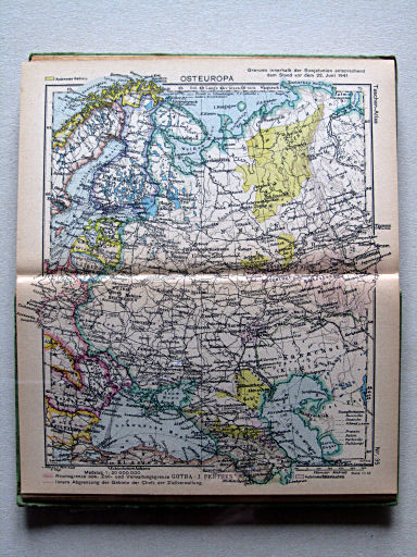 Perthes Taschenatlas der ganzen Welt (1944)
35. Osteuropa