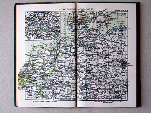 Taschenatlas der ganzen Welt (1949)
4. Mitteleuropa Nord-West