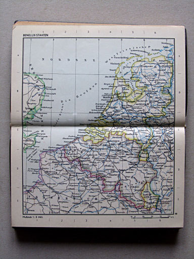 Die Erde Taschenatlas (1958)
8. Benelux-Staaten