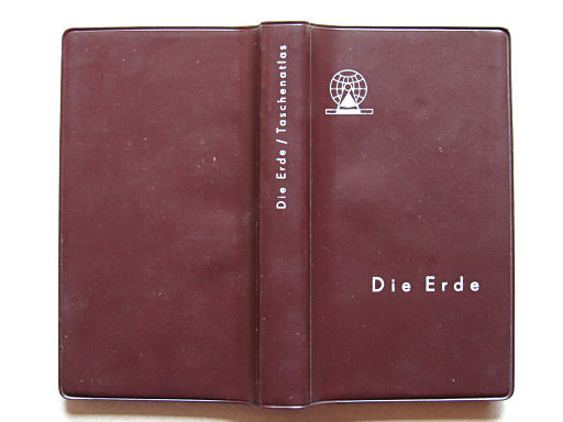 Die Erde Taschenatlas (1962)
Band / Binding