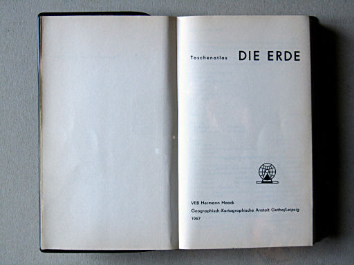 Taschenatlas Die Erde (1967)
Titelpagina / Title page