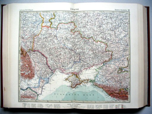 Stielers Hand-Atlas, 10. Aufl. (1925)
58. Ukraine
Oekraïne / Ukraine
(?,? / VIII 23)