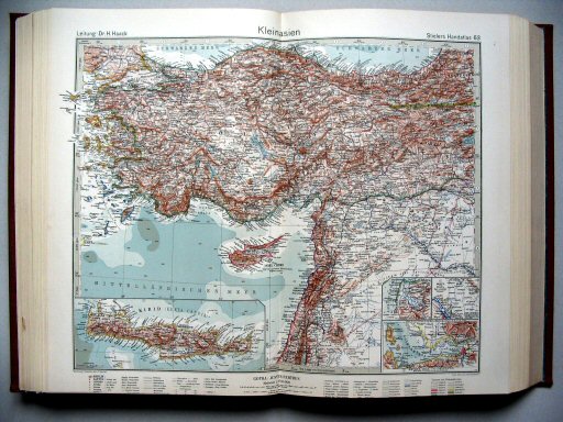 Stielers Hand-Atlas, 10. Aufl. (1925)
63. Kleinasien
Klein-Azië / Asia Minor
(?,? / V 21)