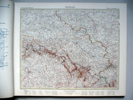 Stielers Hand-Atlas, 10. Aufl. (1926/27)
13. Schlesien
Silezië / Silesia
(1926,4 / I 22)