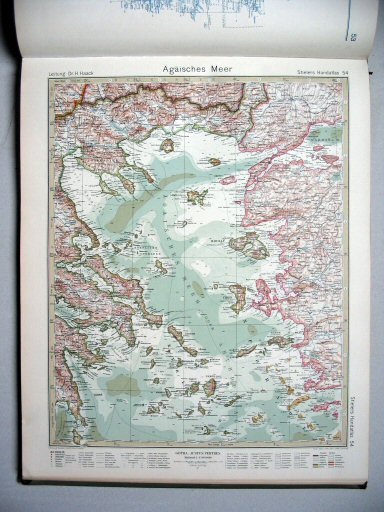 Stielers Hand-Atlas, 10. Aufl. (1926/27)
54. Ägäisches Meer
Egeïsche Zee / Aegean Sea
(1927,4 / XI 22)