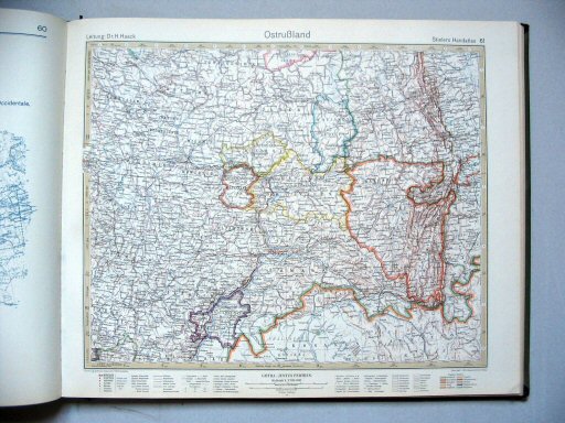 Stielers Hand-Atlas, 10. Aufl. (1926/27)
61. Ostrußland
Oost-Rusland / East Russia
(1927,4 / X 26)