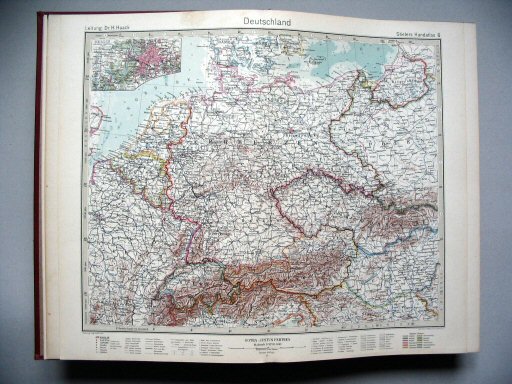 Stielers Hand-Atlas, 10. Aufl. (1934/36)
6. Deutschland
Duitsland (grens 1938 in rood)
Germany (1938 border in red)
(1936,9 / III 31)