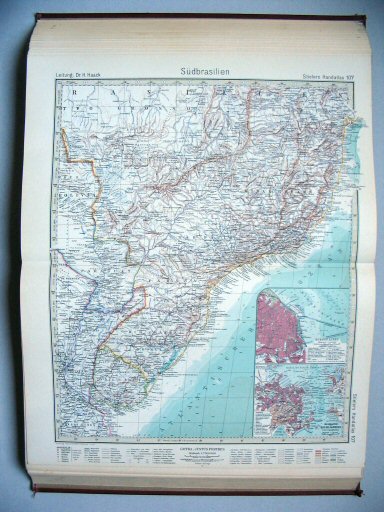 Stielers Hand-Atlas, 10. Aufl. (1934/36)
107. Südbrasilien
Zuid-Brazilië / South Brasil
(1936,9 / X 32)