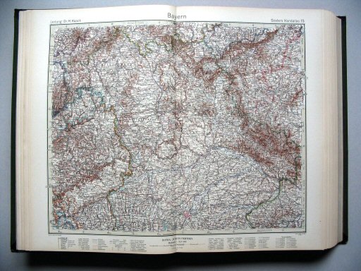 Stielers Hand-Atlas, 10. Aufl. (1939)
15. Bayern
Beieren / Bavaria
(1938,9 / VI 36)