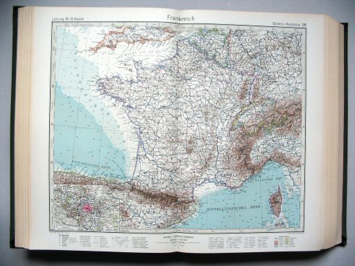 Stielers Hand-Atlas, 10. Aufl. (1942)
28. Frankreich
Frankrijk / France
(1941,12 / X 32)