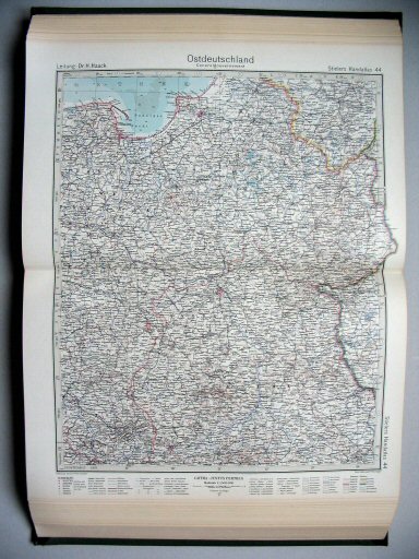 Stielers Hand-Atlas, 10. Aufl. (1942)
44. Ostdeutschland
Oost-Duitsland / East Germany
(1942,10 / --)