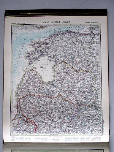 Stielers Hand-Atlas (1942)
43. Estland - Lettland - Litauen