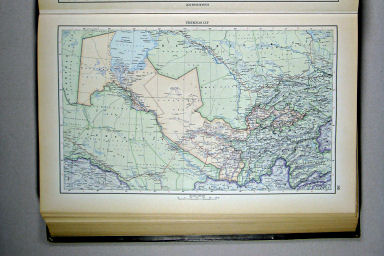 Атлас Мира / Atlas Mira (1954)
56. Узбекская ССР, политико-административная карта