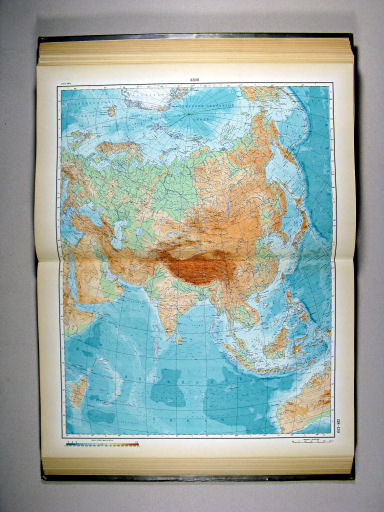 Атлас Мира / Atlas Mira (1954)
138-139. Азия, физическая карта