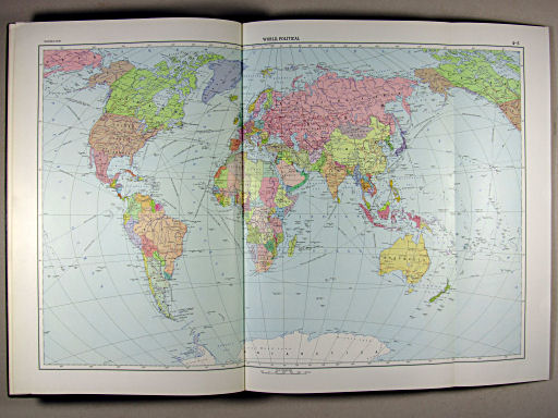 The World Atlas / Атлас Мира (1967)
4-5. World, Political