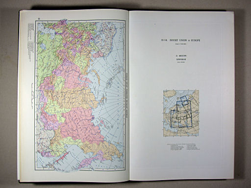 The World Atlas / Атлас Мира (1967)
12. Russian Soviet Federated Socialist Republic, Political