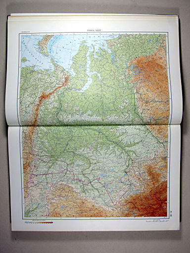 The World Atlas / Атлас Мира (1967)
31-32. Siberia, West