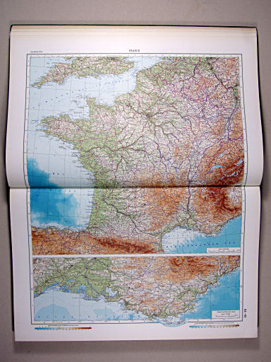 The World Atlas / Атлас Мира (1967)
64-65. France